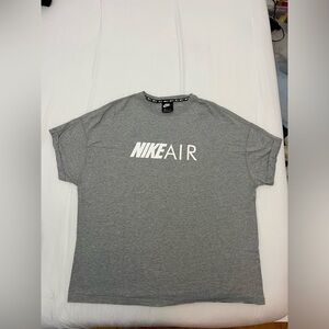 Nike Gray Short Sleeve Tee Athletic Style